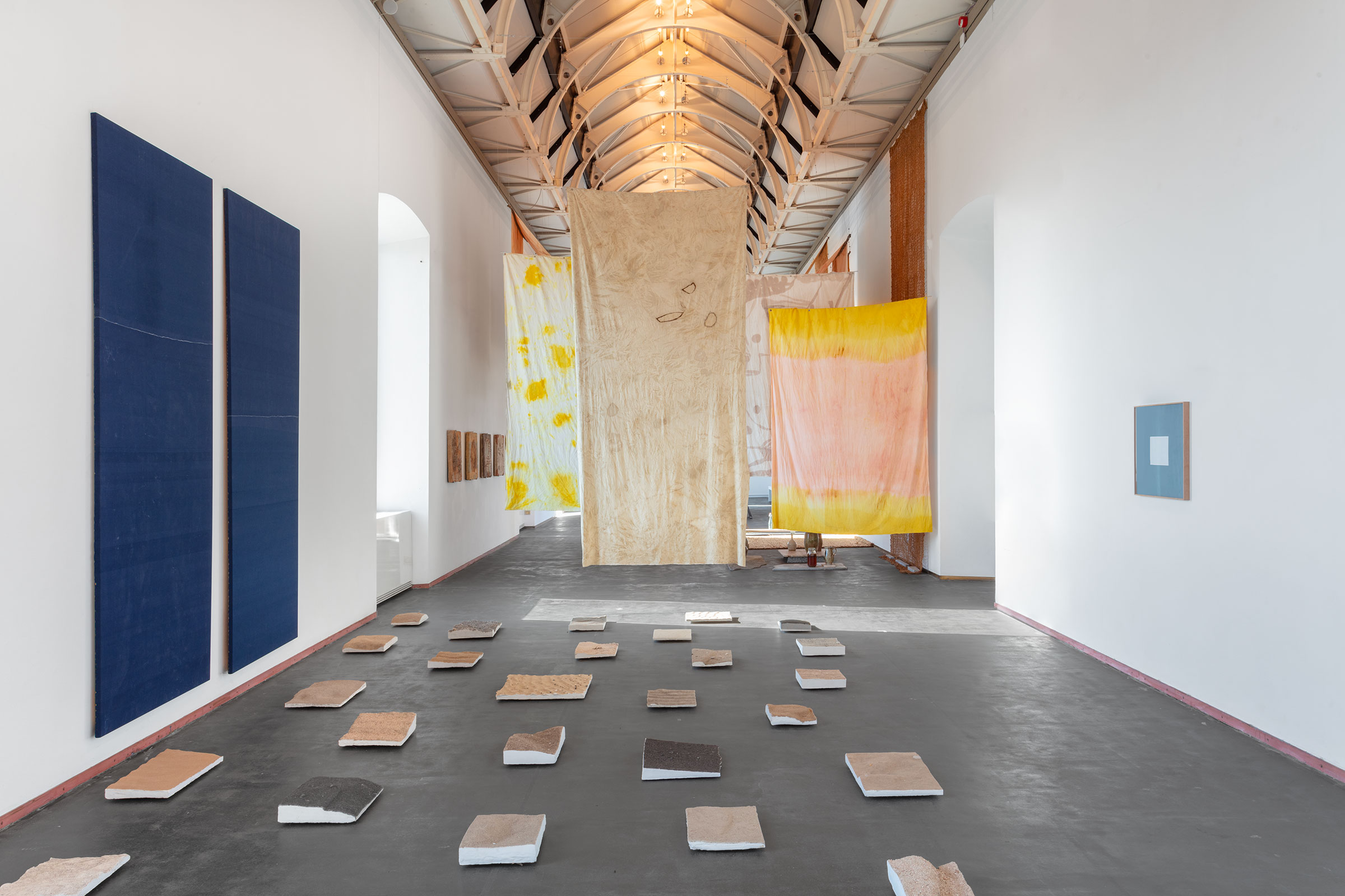 u0022Mutual Aid. Arte in collaborazione con la natura / Art in Collaboration with Natureu0022, installation view